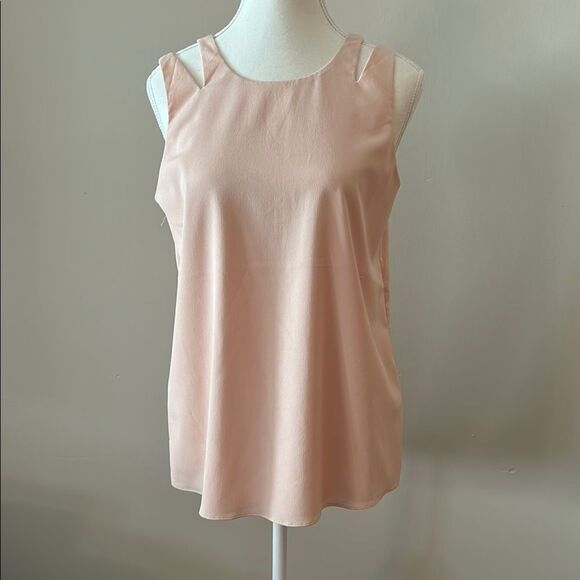 Banana Republic Pink Sleeveless Flowy Tank Top. Size Small - Picture 1 of 7